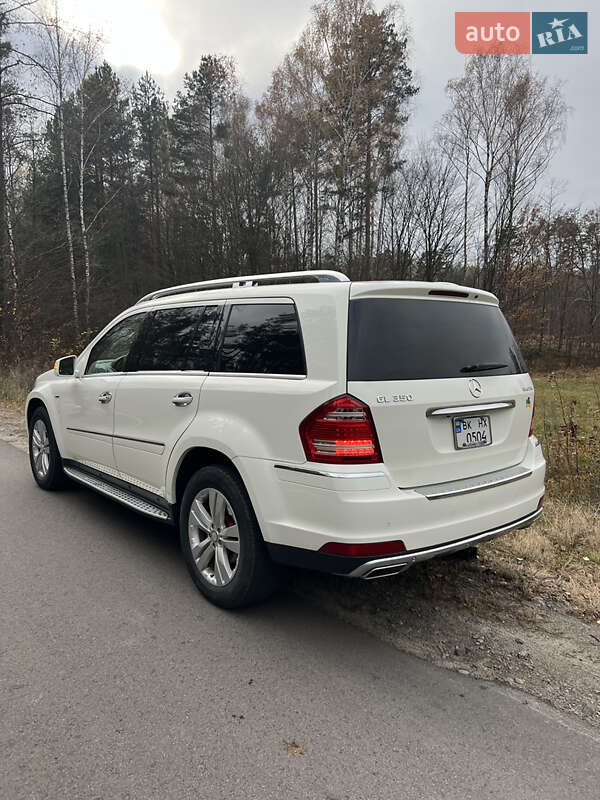 Позашляховик / Кросовер Mercedes-Benz GL-Class 2011 в Рівному