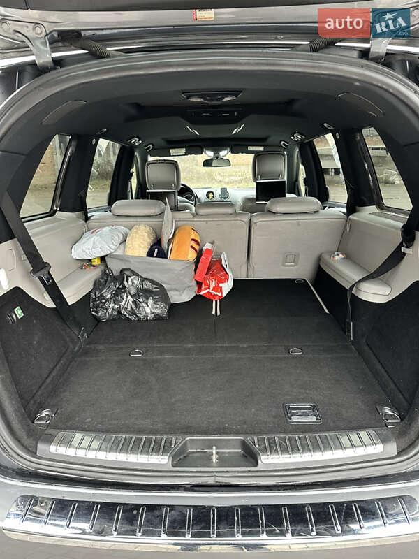 Внедорожник / Кроссовер Mercedes-Benz GL-Class 2011 в Вараше