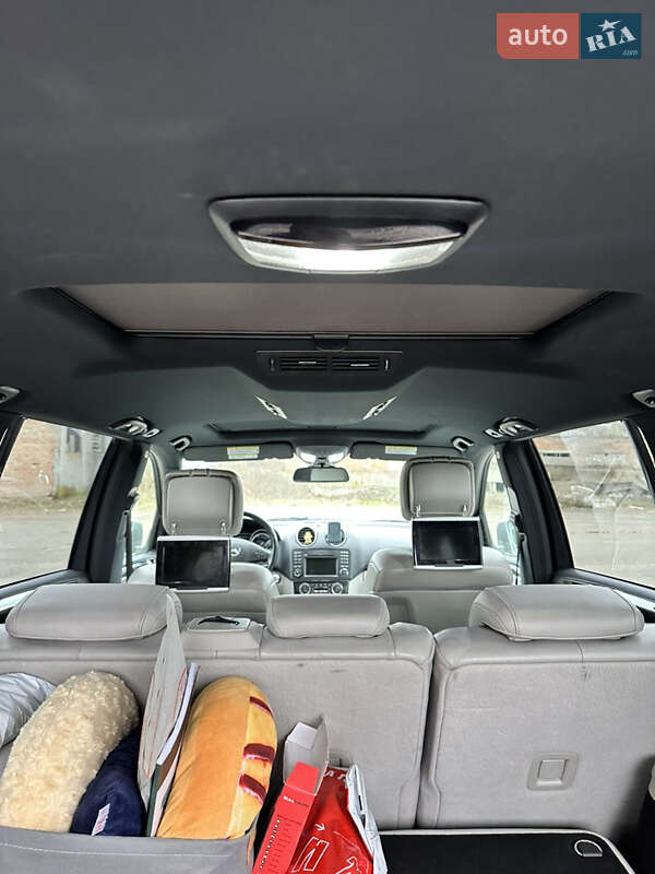 Внедорожник / Кроссовер Mercedes-Benz GL-Class 2011 в Вараше