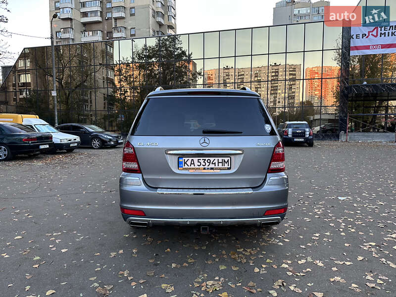 Внедорожник / Кроссовер Mercedes-Benz GL-Class 2010 в Киеве