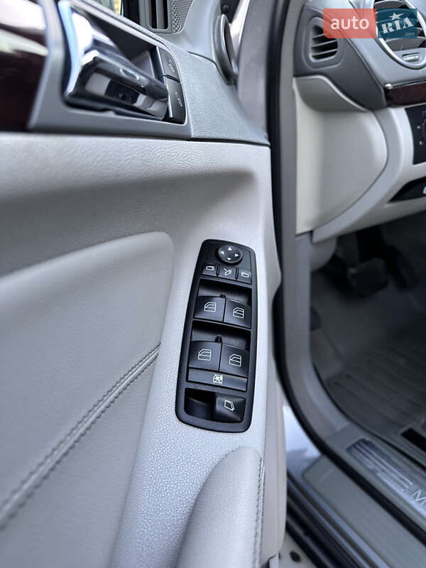 Внедорожник / Кроссовер Mercedes-Benz GL-Class 2010 в Киеве