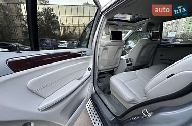 Позашляховик / Кросовер Mercedes-Benz GL-Class 2010 в 