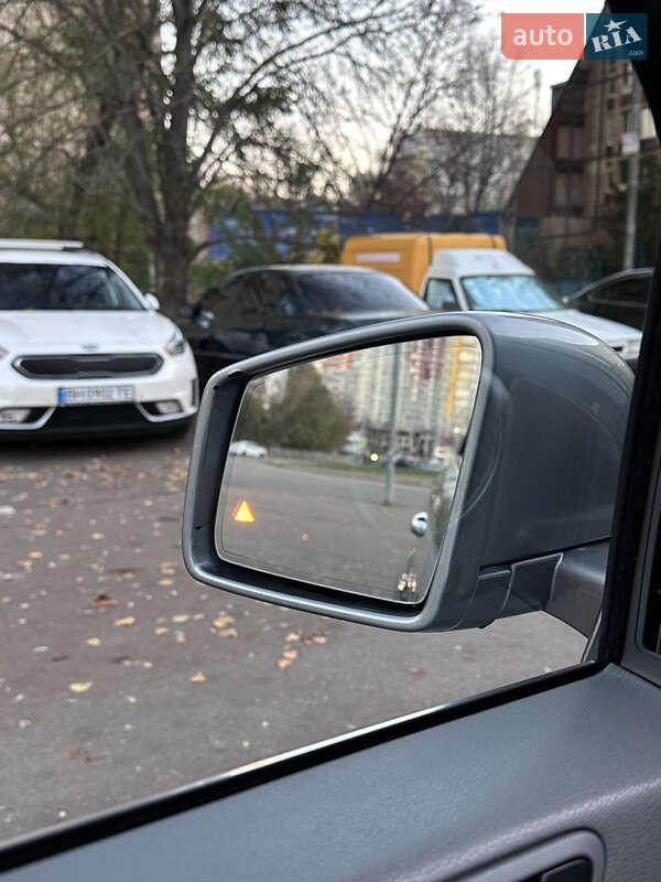 Внедорожник / Кроссовер Mercedes-Benz GL-Class 2010 в Киеве