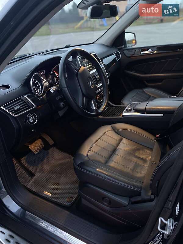 Позашляховик / Кросовер Mercedes-Benz GL-Class 2015 в Луцьку