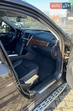 Внедорожник / Кроссовер Mercedes-Benz GL-Class 2012 в 