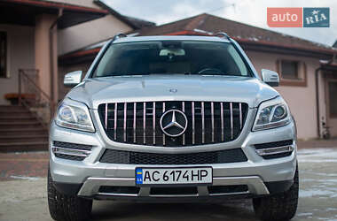 Позашляховик / Кросовер Mercedes-Benz GL-Class 2012 в Вараші