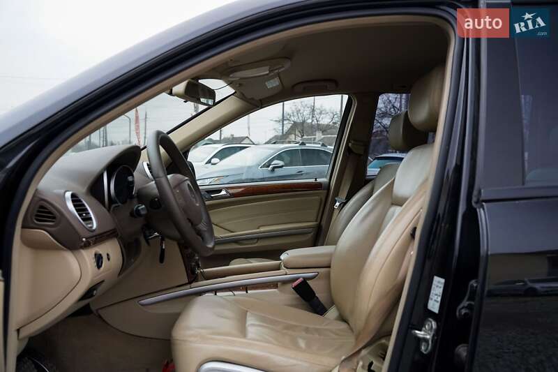 Внедорожник / Кроссовер Mercedes-Benz GL-Class 2006 в Черновцах