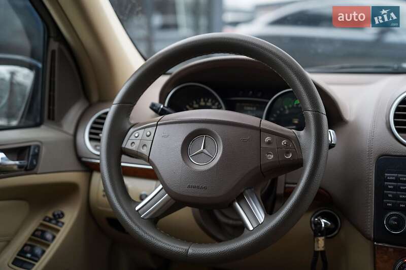 Внедорожник / Кроссовер Mercedes-Benz GL-Class 2006 в Черновцах