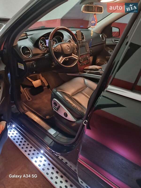Внедорожник / Кроссовер Mercedes-Benz GL-Class 2012 в Ивано-Франковске