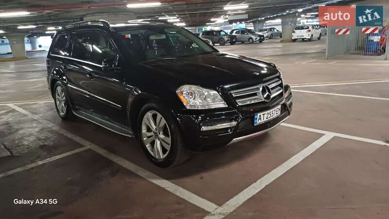 Mercedes-Benz GL-Class 2012