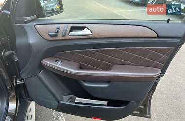 Позашляховик / Кросовер Mercedes-Benz GL-Class 2015 в 