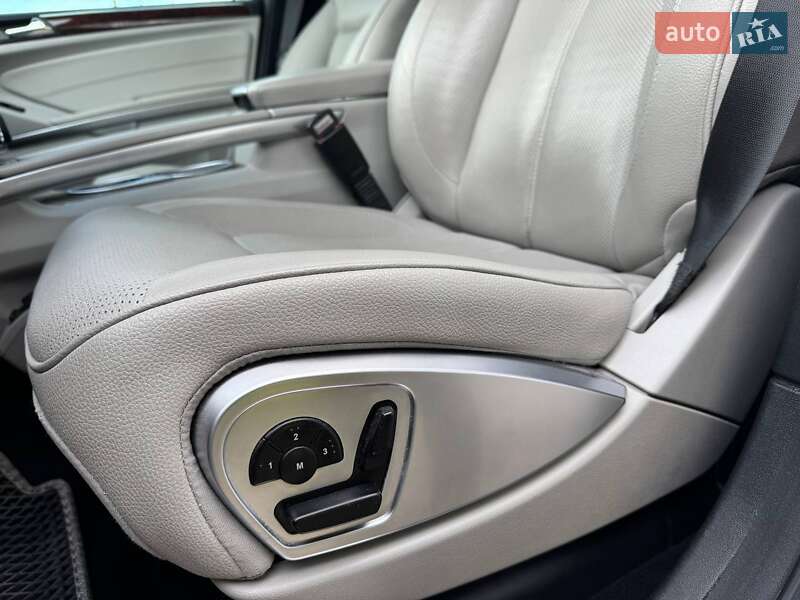 Внедорожник / Кроссовер Mercedes-Benz GL-Class 2010 в Киеве