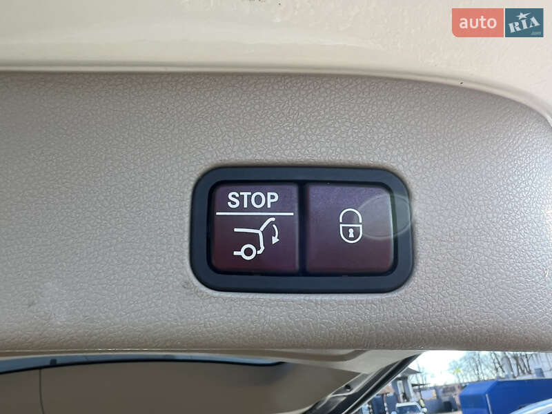 Позашляховик / Кросовер Mercedes-Benz GL-Class 2014 в Стрию