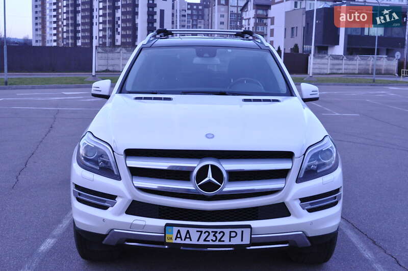 Позашляховик / Кросовер Mercedes-Benz GL-Class 2013 в 