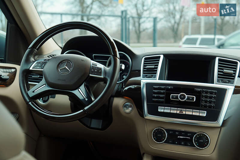 Внедорожник / Кроссовер Mercedes-Benz GL-Class 2014 в Каменец-Подольском
