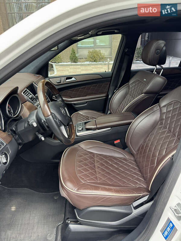 Внедорожник / Кроссовер Mercedes-Benz GL-Class 2014 в Киеве фото 12 Внедорожник / Кроссовер Mercedes-Benz GL-Class 2014 в Киеве