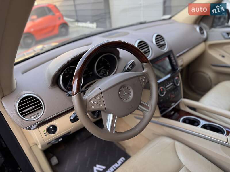Внедорожник / Кроссовер Mercedes-Benz GL-Class 2007 в Одессе фото 16 Внедорожник / Кроссовер Mercedes-Benz GL-Class 2007 в Одессе