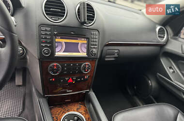 Внедорожник / Кроссовер Mercedes-Benz GL-Class 2010 в 