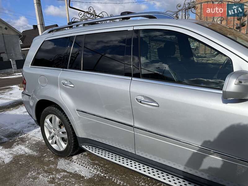 Внедорожник / Кроссовер Mercedes-Benz GL-Class 2009 в Черновцах фото 12 Внедорожник / Кроссовер Mercedes-Benz GL-Class 2009 в Черновцах