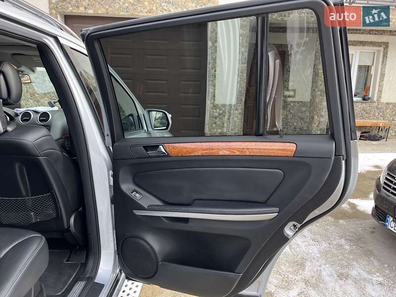 Внедорожник / Кроссовер Mercedes-Benz GL-Class 2009 в Черновцах фото 41 Внедорожник / Кроссовер Mercedes-Benz GL-Class 2009 в Черновцах