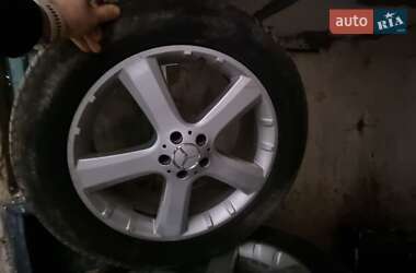 Внедорожник / Кроссовер Mercedes-Benz GL-Class 2009 в 