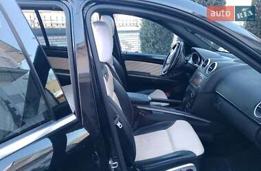 Внедорожник / Кроссовер Mercedes-Benz GL-Class 2012 в 