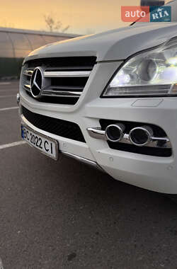 Позашляховик / Кросовер Mercedes-Benz GL-Class 2010 в 