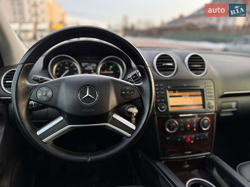 Позашляховик / Кросовер Mercedes-Benz GL-Class 2010 в Львові