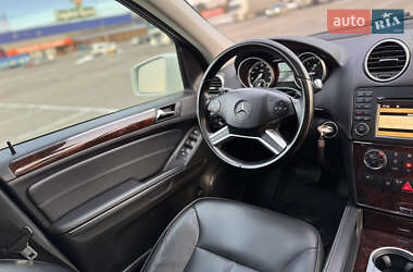Позашляховик / Кросовер Mercedes-Benz GL-Class 2010 в 