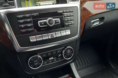 Внедорожник / Кроссовер Mercedes-Benz GL-Class 2012 в 