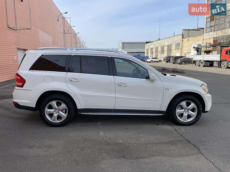 Внедорожник / Кроссовер Mercedes-Benz GL-Class 2010 в Киеве фото 5 Внедорожник / Кроссовер Mercedes-Benz GL-Class 2010 в Киеве