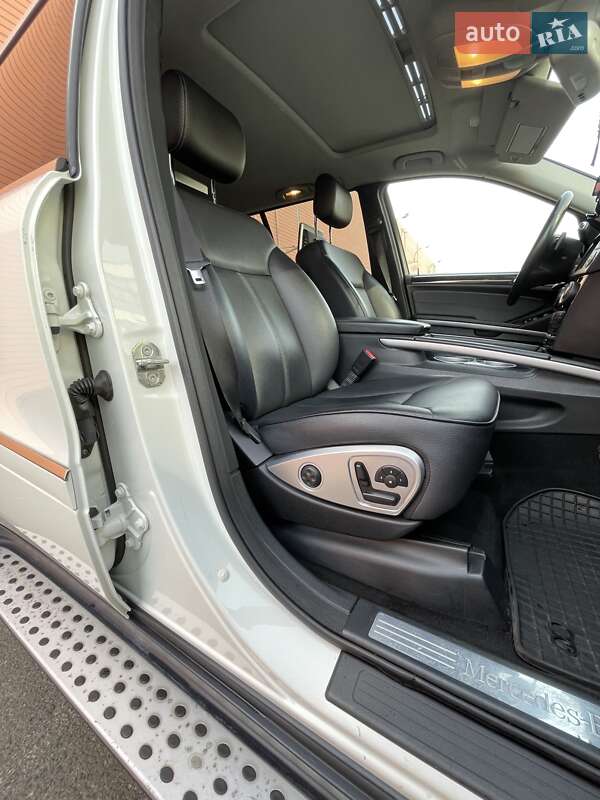 Внедорожник / Кроссовер Mercedes-Benz GL-Class 2010 в Киеве фото 29 Внедорожник / Кроссовер Mercedes-Benz GL-Class 2010 в Киеве