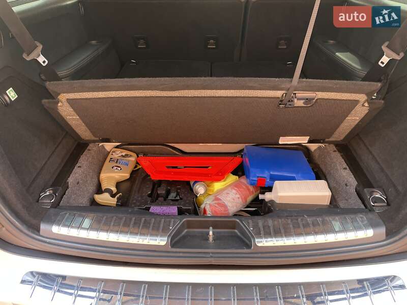 Внедорожник / Кроссовер Mercedes-Benz GL-Class 2010 в Киеве фото 39 Внедорожник / Кроссовер Mercedes-Benz GL-Class 2010 в Киеве