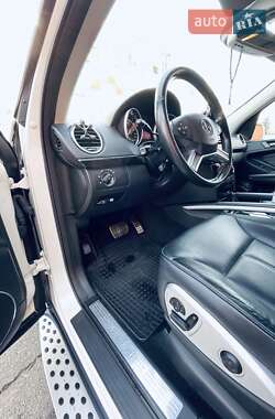 Внедорожник / Кроссовер Mercedes-Benz GL-Class 2010 в 
