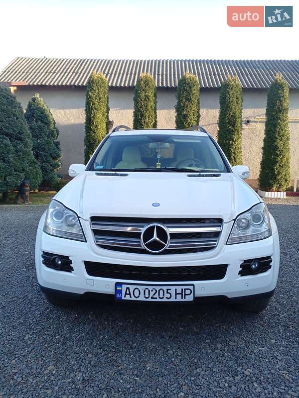 Позашляховик / Кросовер Mercedes-Benz GL-Class 2006 в Хусті