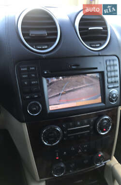 Позашляховик / Кросовер Mercedes-Benz GL-Class 2012 в 