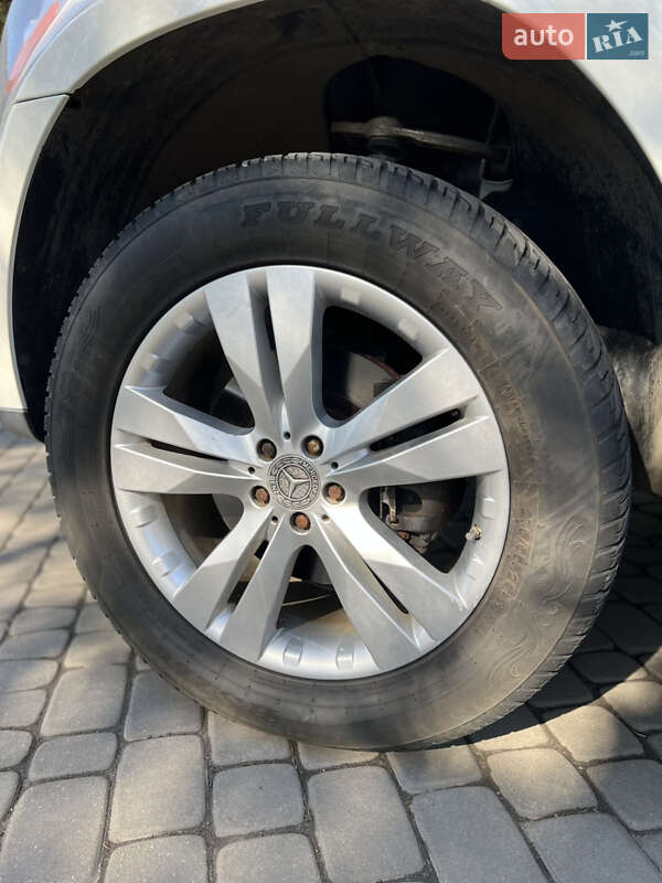 Внедорожник / Кроссовер Mercedes-Benz GL-Class 2012 в Луцке