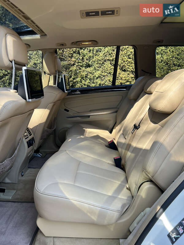 Внедорожник / Кроссовер Mercedes-Benz GL-Class 2012 в Луцке