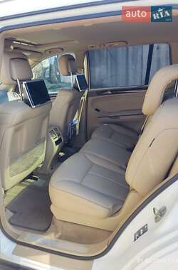 Внедорожник / Кроссовер Mercedes-Benz GL-Class 2010 в 