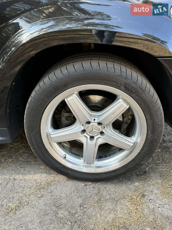 Внедорожник / Кроссовер Mercedes-Benz GL-Class 2009 в Киеве