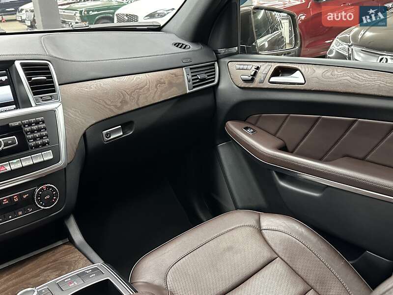 Позашляховик / Кросовер Mercedes-Benz GL-Class 2013 в Харкові фото 16 Позашляховик / Кросовер Mercedes-Benz GL-Class 2013 в Харкові