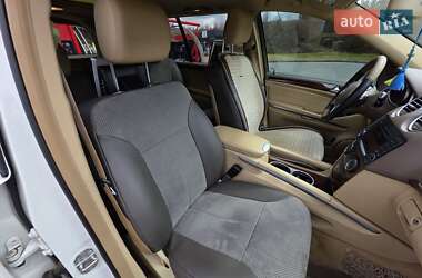 Позашляховик / Кросовер Mercedes-Benz GL-Class 2012 в 