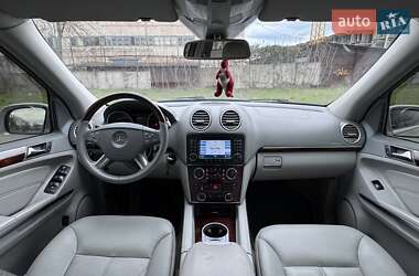 Позашляховик / Кросовер Mercedes-Benz GL-Class 2008 в 