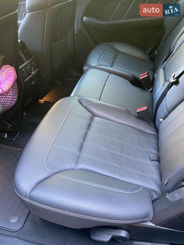 Позашляховик / Кросовер Mercedes-Benz GL-Class 2015 в Запоріжжі