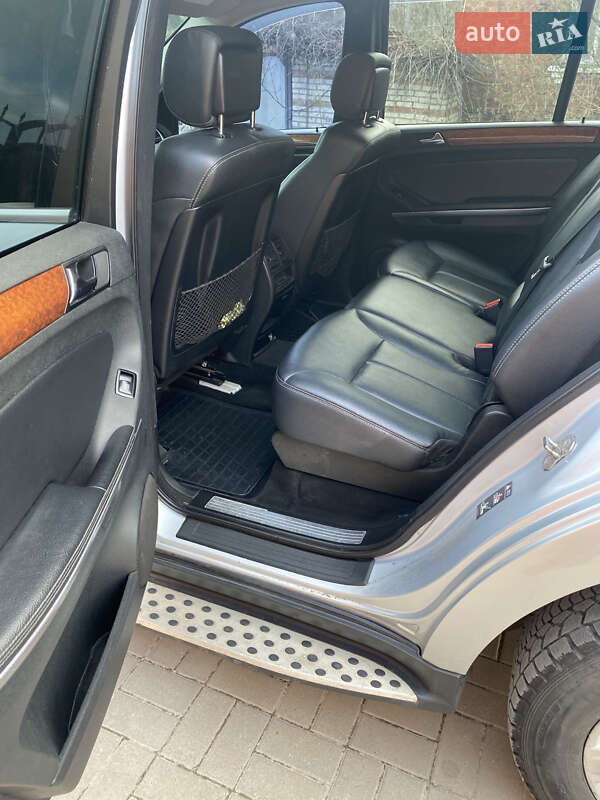 Внедорожник / Кроссовер Mercedes-Benz GL-Class 2007 в Чугуеве