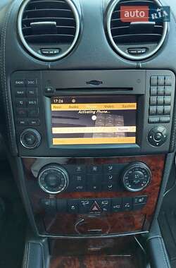 Внедорожник / Кроссовер Mercedes-Benz GL-Class 2012 в 