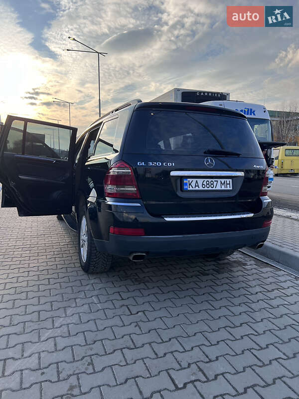 Внедорожник / Кроссовер Mercedes-Benz GL-Class 2007 в Вишневом фото 4 Внедорожник / Кроссовер Mercedes-Benz GL-Class 2007 в Вишневом