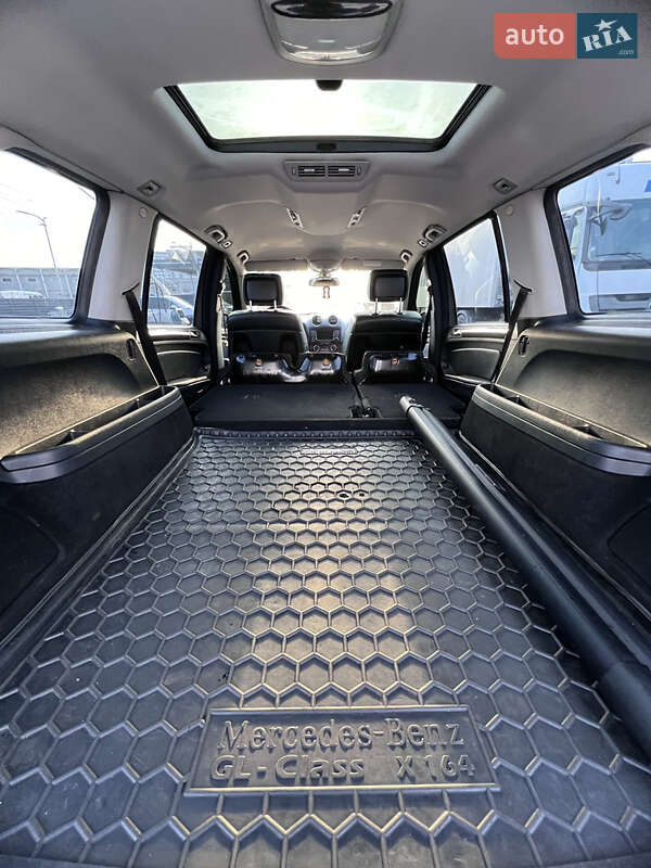 Внедорожник / Кроссовер Mercedes-Benz GL-Class 2007 в Вишневом фото 11 Внедорожник / Кроссовер Mercedes-Benz GL-Class 2007 в Вишневом