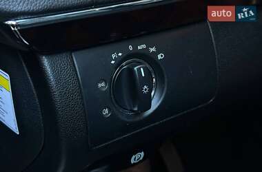 Внедорожник / Кроссовер Mercedes-Benz GL-Class 2012 в 