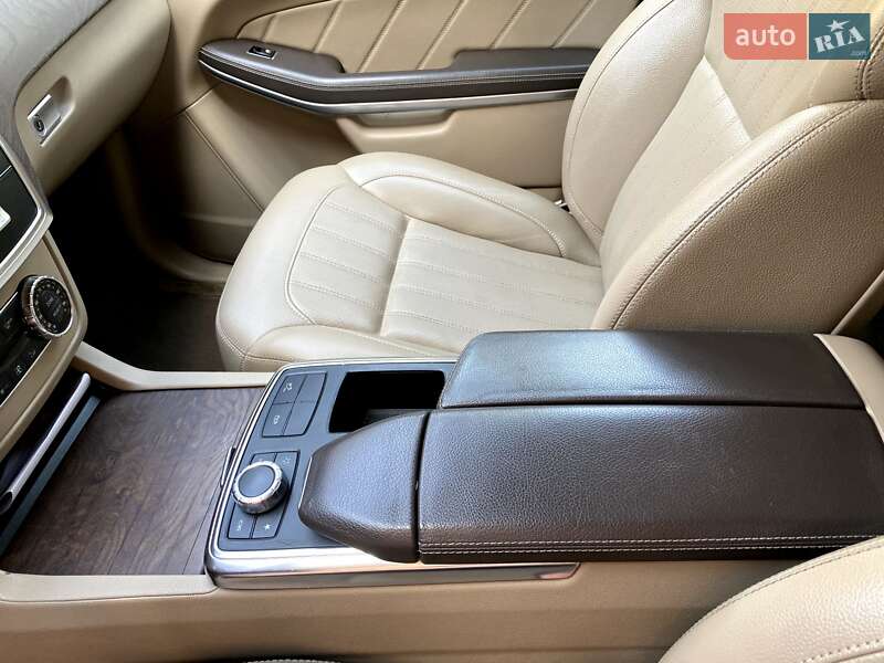 Внедорожник / Кроссовер Mercedes-Benz GL-Class 2012 в Сваляве фото 8 Внедорожник / Кроссовер Mercedes-Benz GL-Class 2012 в Сваляве